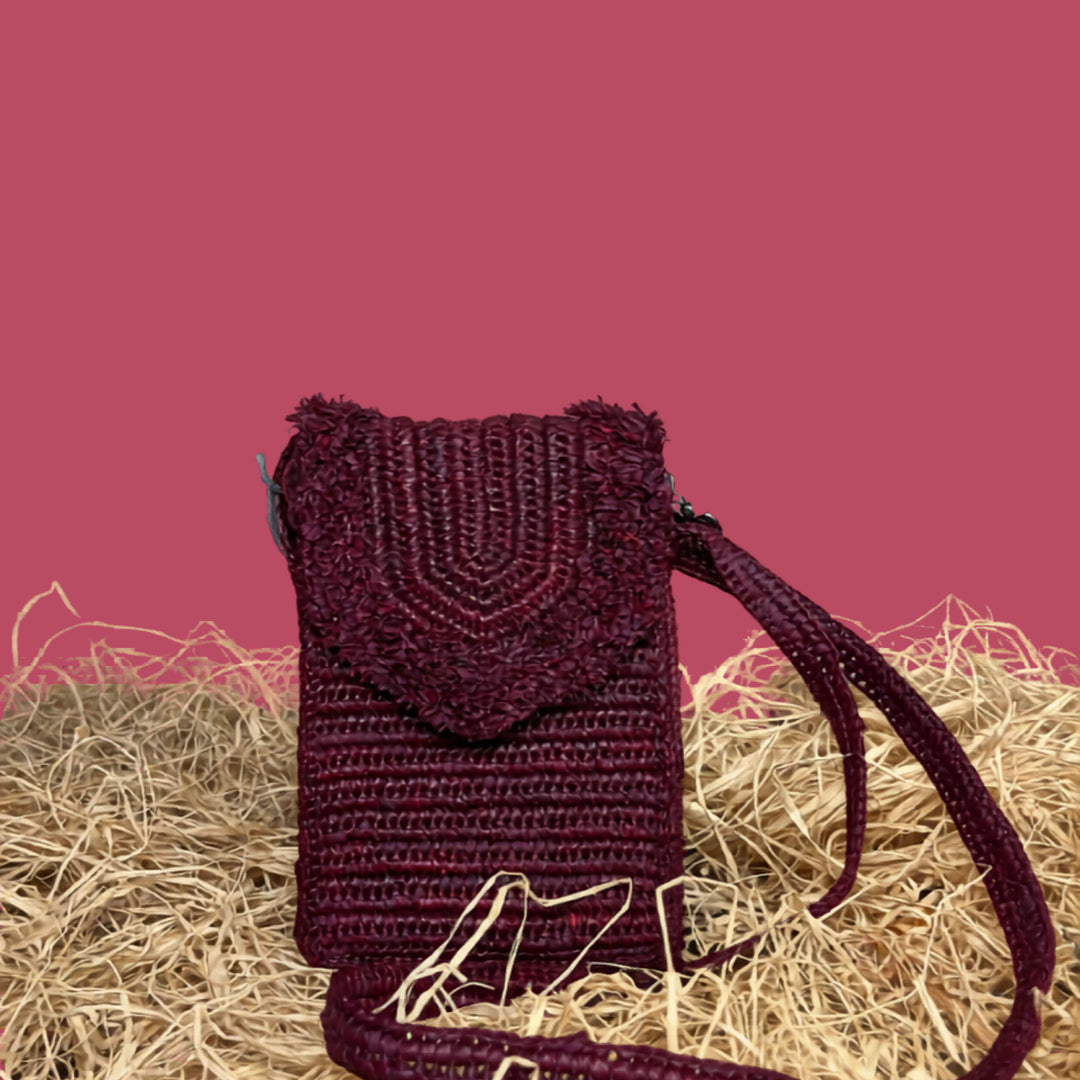 Raffia Crossbody, handcrafted in Madagascar