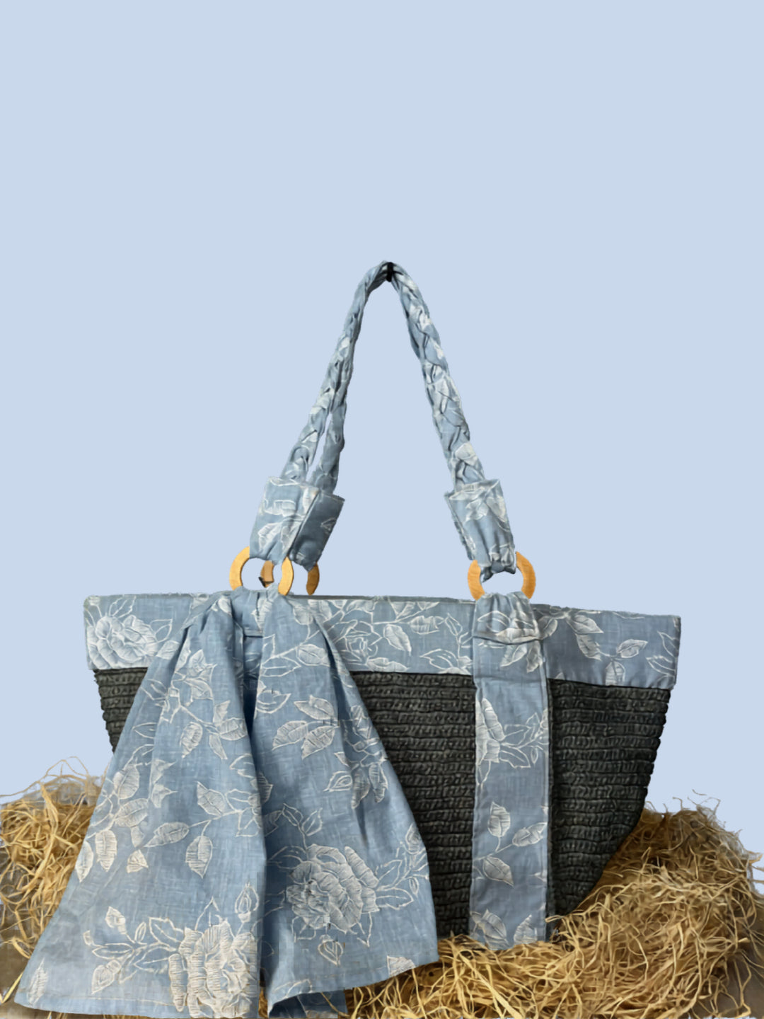 Raffia Shoulder Bag, handcrafted in Madagascar
