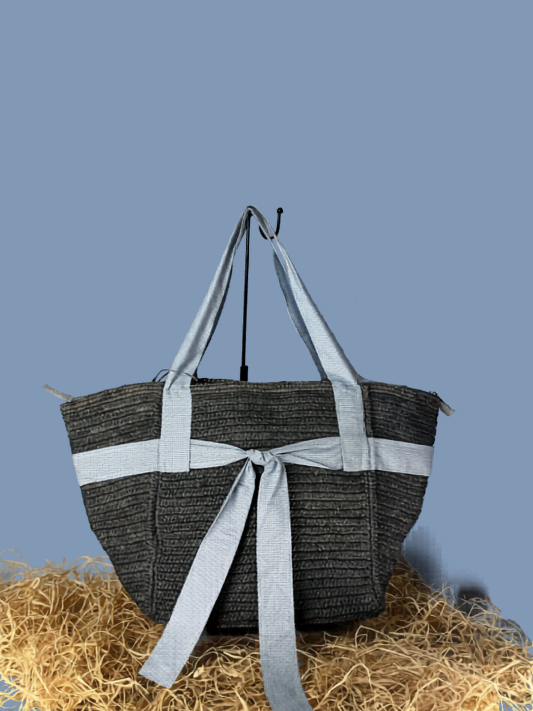 Raffia Tote Bag, handcrafted in Madagascar