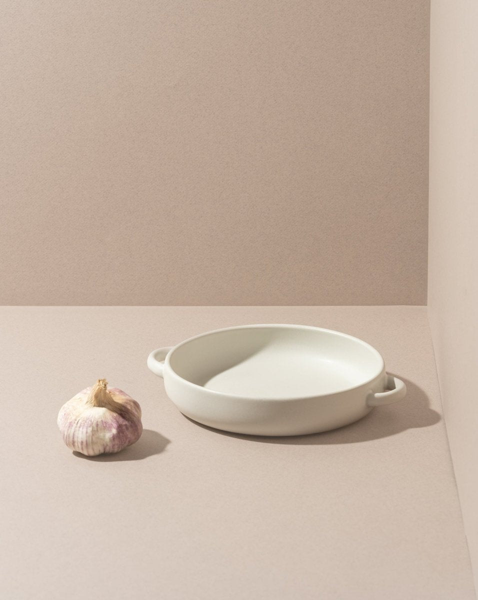 Assiette avec anses en grès | Edan - Plate - boutique décoration Montreal