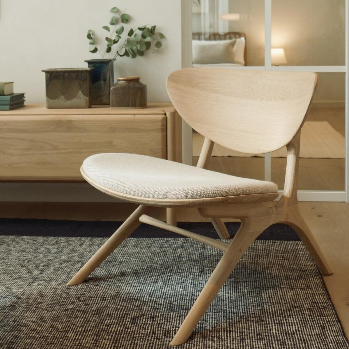 fauteuil en chêne massif, assise en tissu