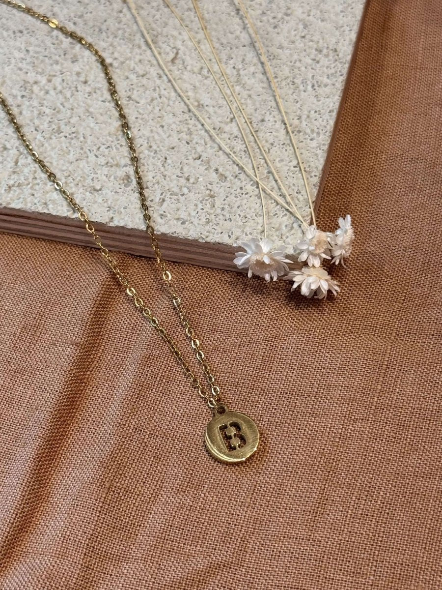 Collier Lettre - boutique décoration Montreal