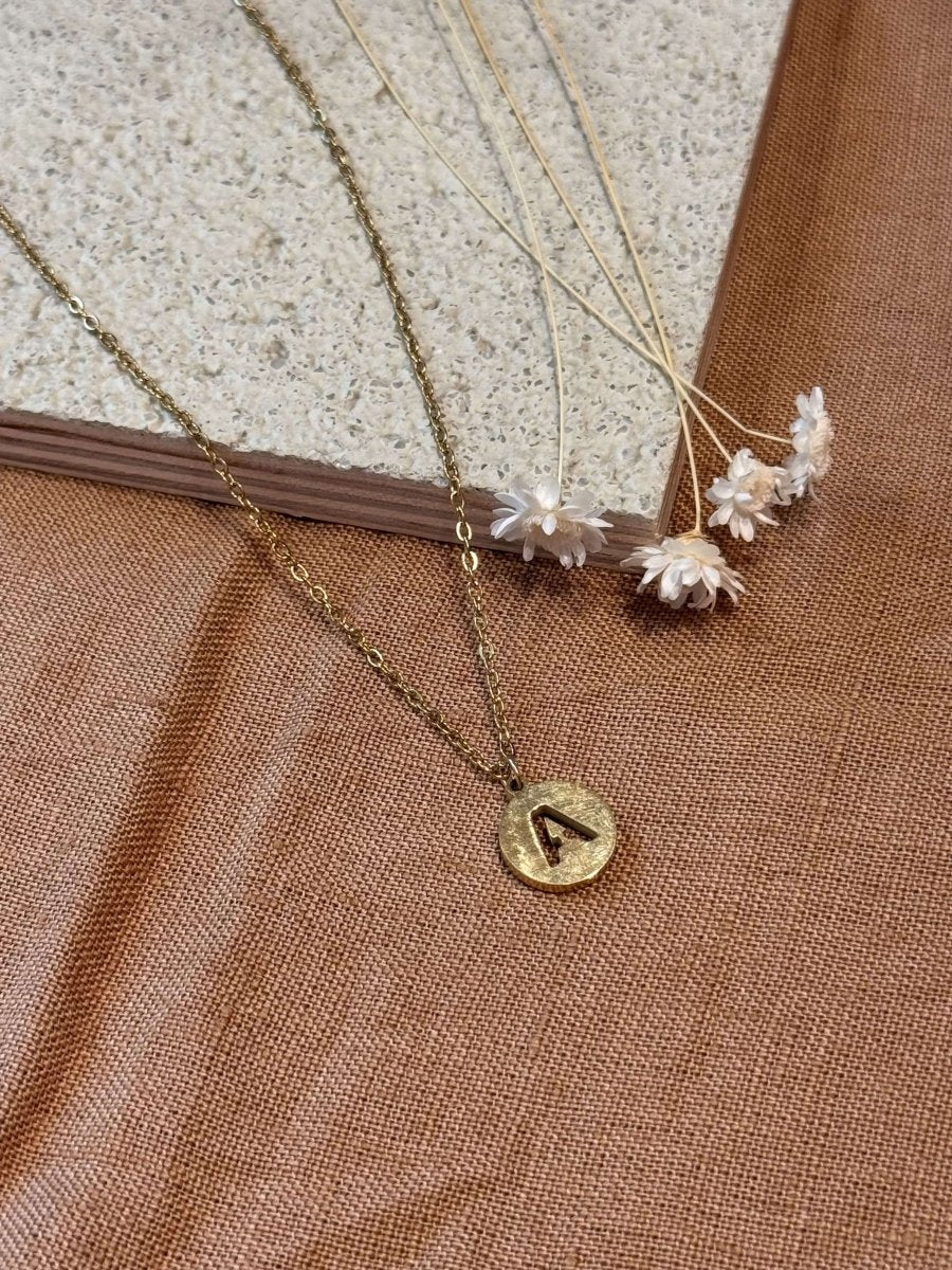 Collier Lettre - boutique décoration Montreal