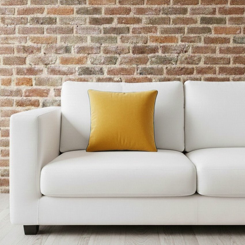 Coussin en Velours Scalett - Ocre rebord Bleu Canard - boutique décoration Montreal