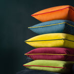 Coussin Méridien en velours vert citron/rose vif - boutique décoration Montreal