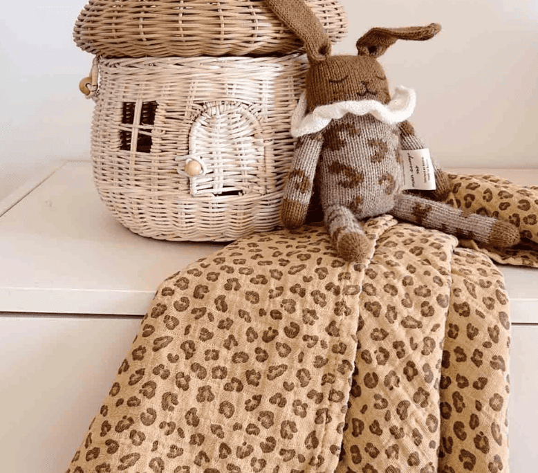Couverture à langer - mini leopard café - boutique décoration Montreal