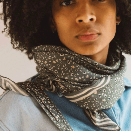 Foulard Leopard Kaki - boutique décoration Montreal