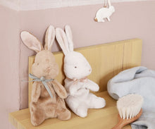 Load image into Gallery viewer, lapin maileg, doudou enfant, peluche
