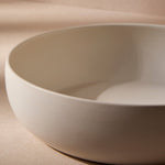 Stoneware Shallow Serving Bowl | EWA 60 oz - Saladier - boutique décoration Montreal
