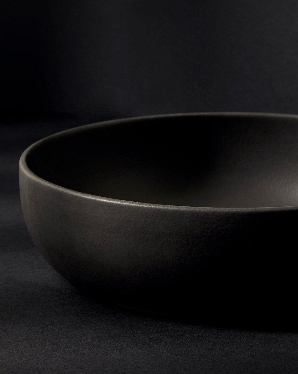 Stoneware Shallow Serving Bowl | EWA 60 oz - Saladier - boutique décoration Montreal