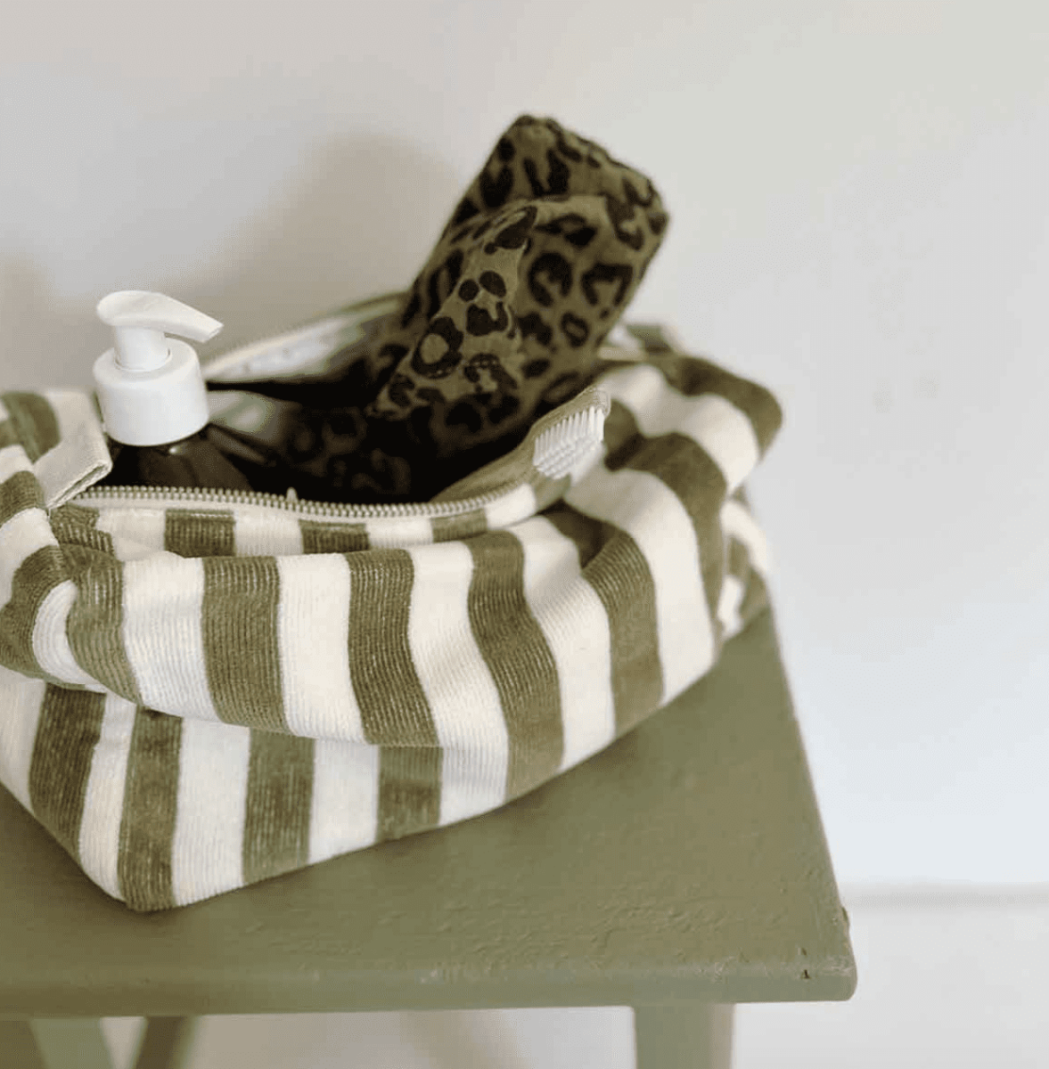 Trousse de toilettes - VIC Kaki - boutique décoration Montreal