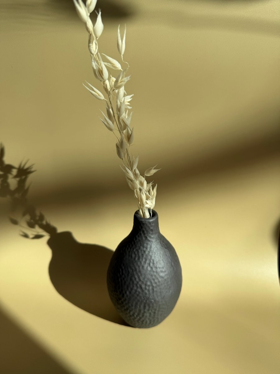 Vase martelé noir (Petit) - boutique décoration Montreal