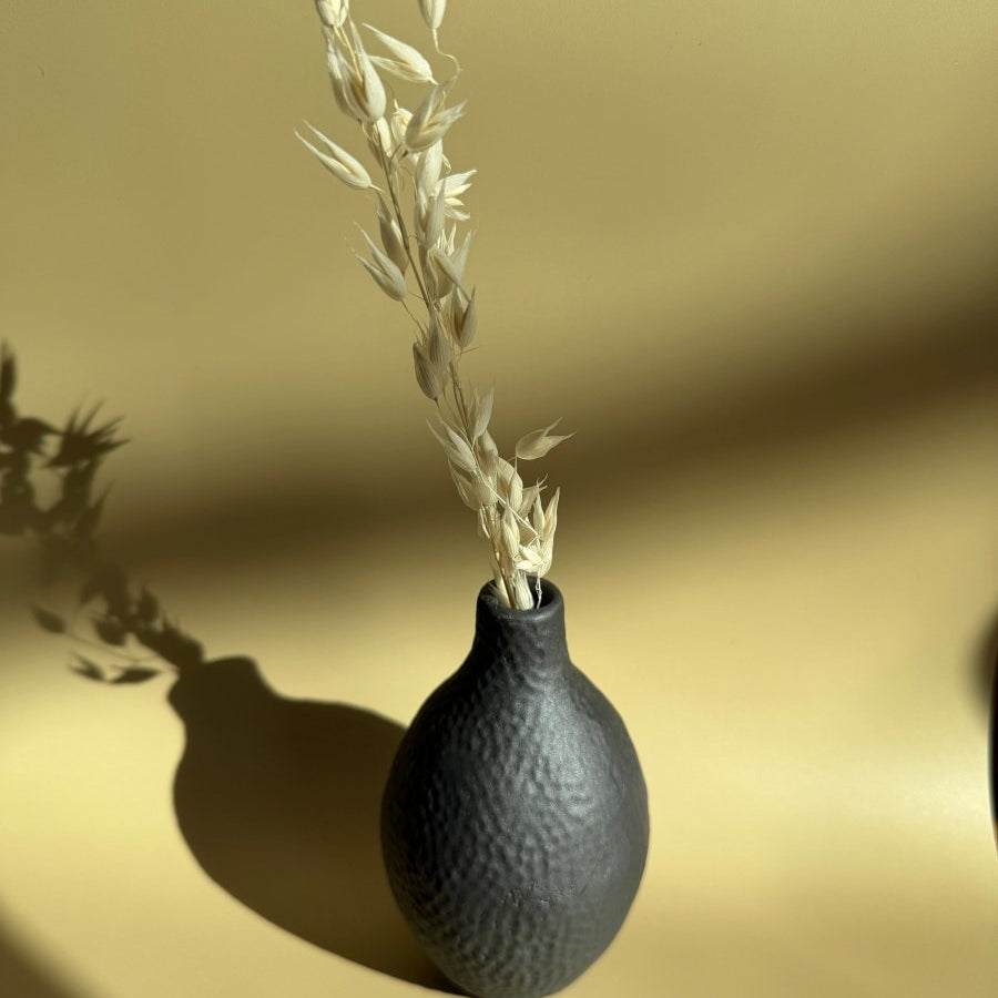 Vase martelé noir (Petit) - boutique décoration Montreal