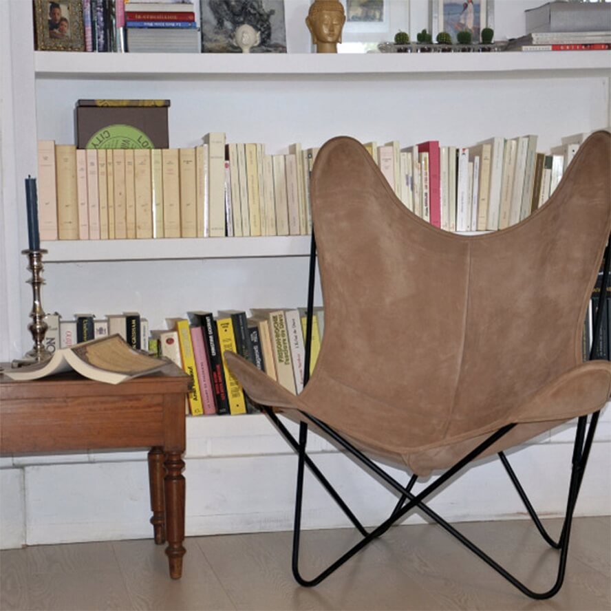 chaise lounge papillon cuir brun nubuck