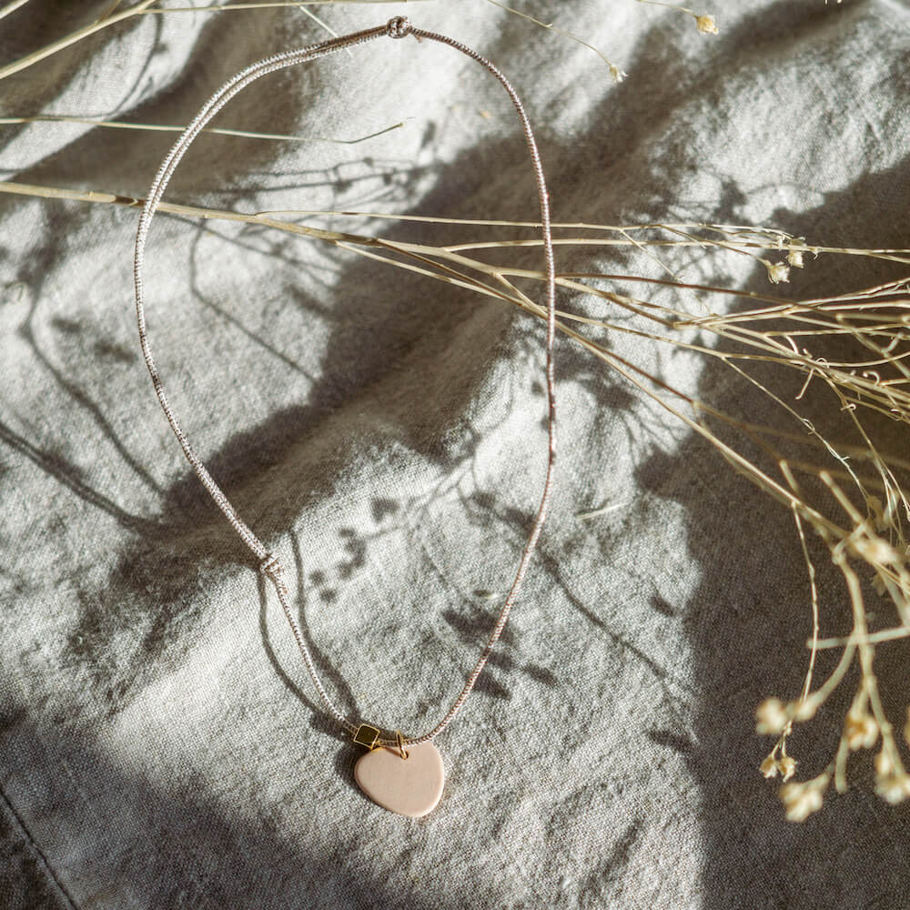 Collier élastique - Pétale - boutique décoration Montreal