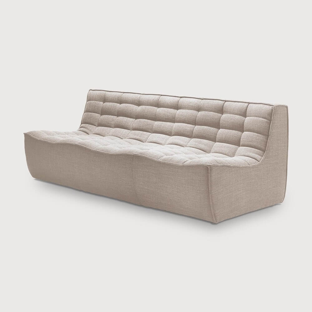 Divan N701 en tissu beige - Old Saddle - boutique décoration Montreal