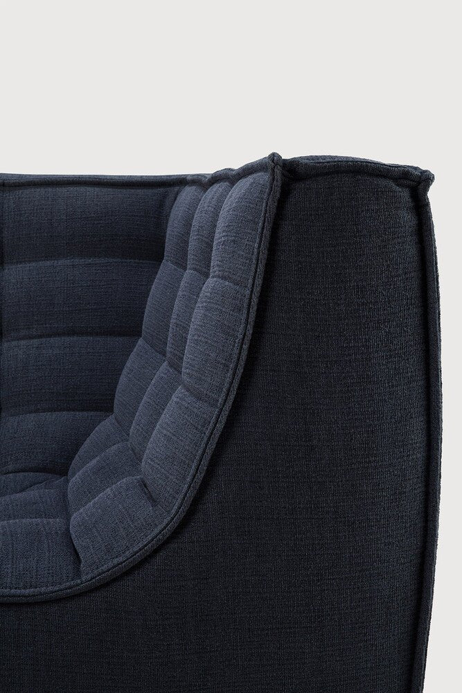 Divan N701 en tissu graphite - Old Saddle - boutique décoration Montreal