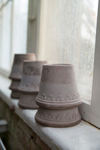 Load image into Gallery viewer, pot fleurs céramique bergs potter
