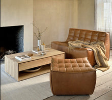 Charger l&#39;image dans la galerie, canapé sofa en cuir aniline, designer Jacques Deneef
