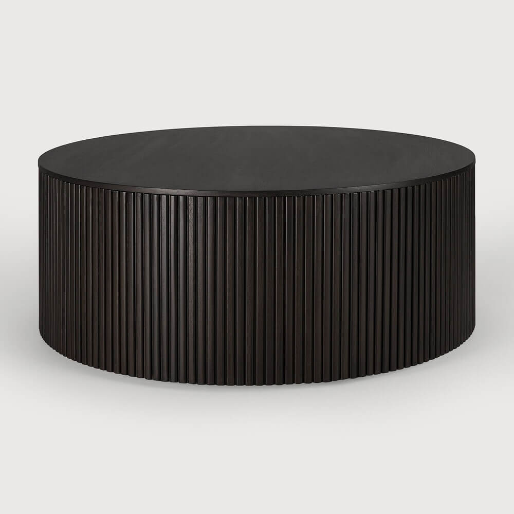 table de salon noir en bois avec coffre, designer Jacques Deneef