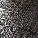 détail travail artisans, motif tabwa, table basse noir teck et chene