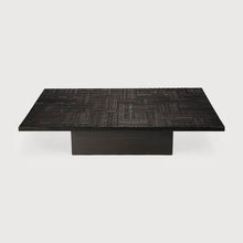 Charger l&#39;image dans la galerie, table basse noir, grande, teck et chêne, fait main, table tabwa de Ethnicraft
