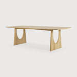 table en bois chene massif, design et confort